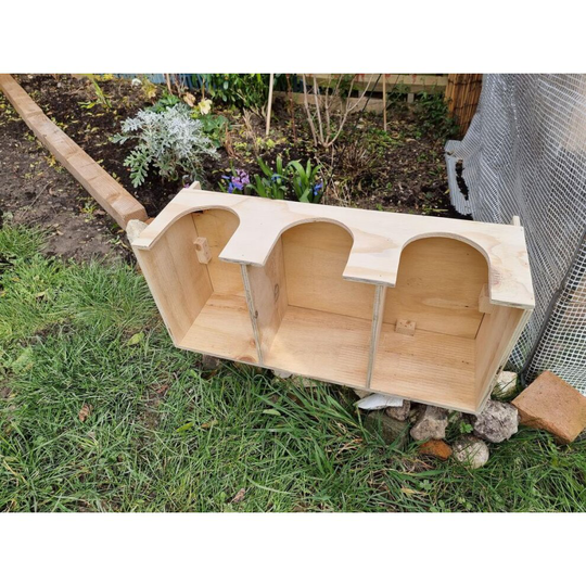 (with dividers) Guinea Pig three entrance with dividers house