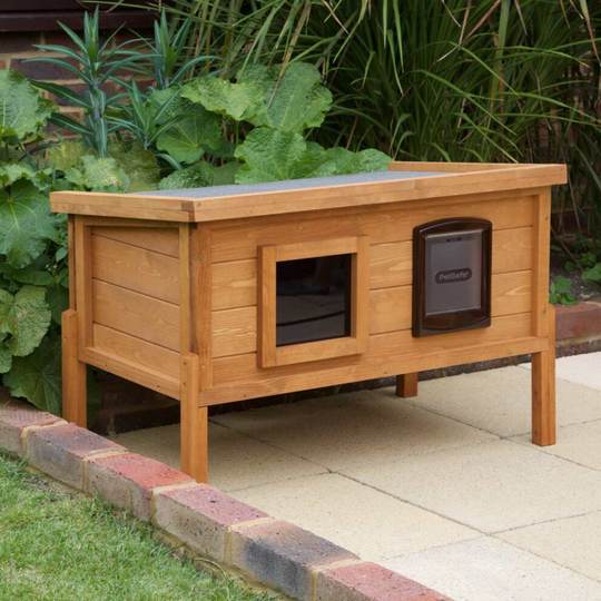XL Outdoor Cat House Self Heating Kennel with One Way Privacy Window