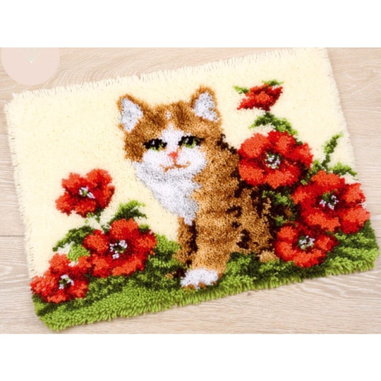 (52x38cm) Kitten in Flowers Rug Latch Hooking Kit (52x38cm)