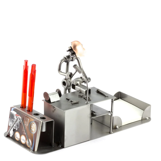 Porath Fitter with Office Screw Man Desk Organiser