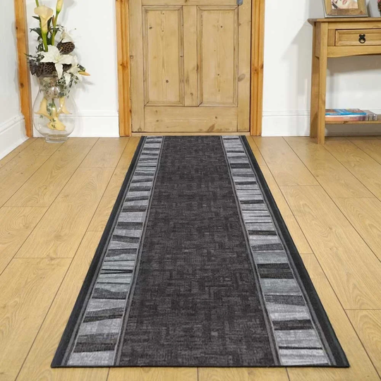 Tuncer Alba Looped/Hooked Black/Grey Rug