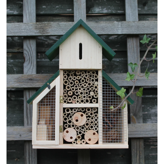 Naewe Mounted Bumblebee House
