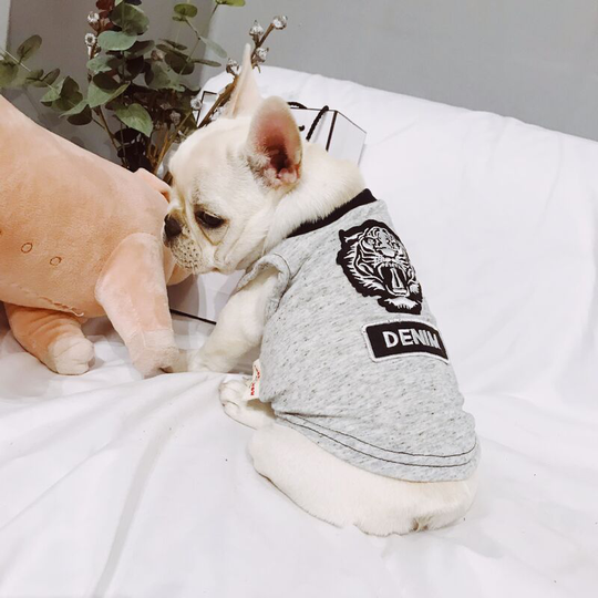 Tiger head embroidered pet undershirt Pet dog and cat clothes Teddy Chenery Corgi cotton thin undershirt (M3) back length 29 chest 40-45 neck 38