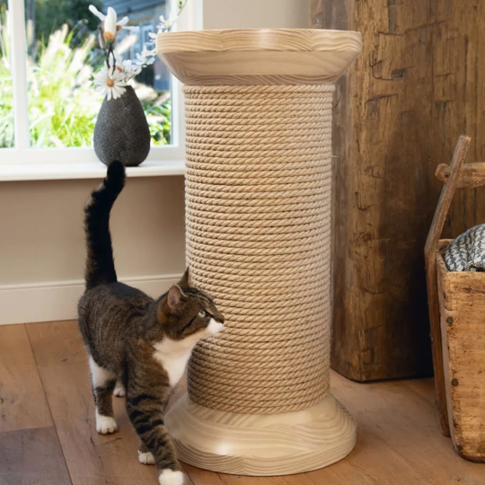 Designed by Lotte Cat Scratch Spool Kratsie 35 x 74cm Wooden