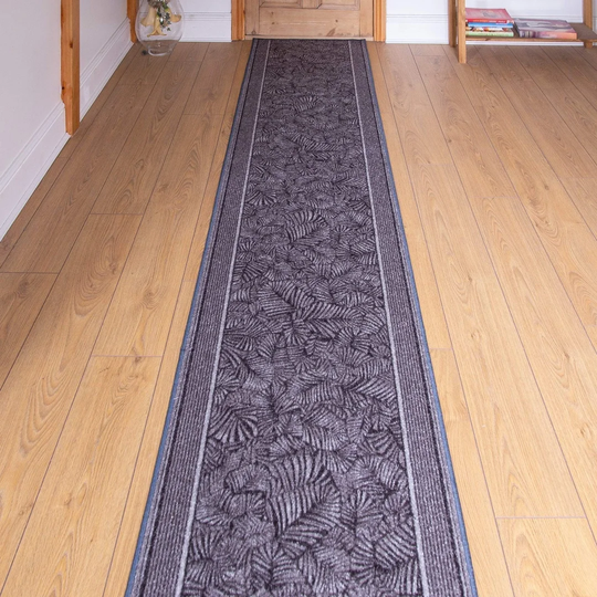 Almond Looped/Hooked Graphite Hallway Runner Rug