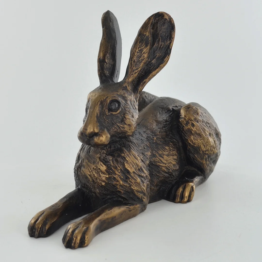 Hare Hyndman Figurine