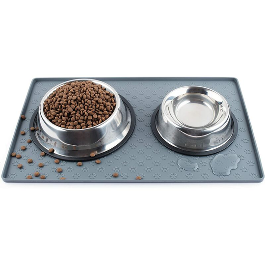 Soekavia - Pet Feeding Mat for Dogs Cats Rabbits, Non-Slip Grip for Wood Floor or Carpet, Silicone Waterproof Mat for Bowls Food Treats (m: