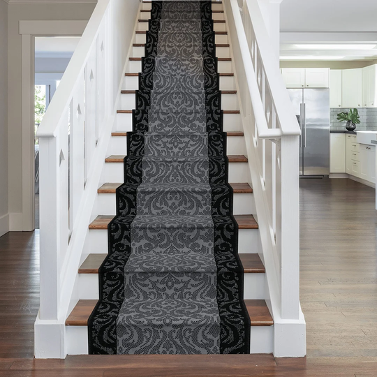 Cayden Stair Looped Black Rug