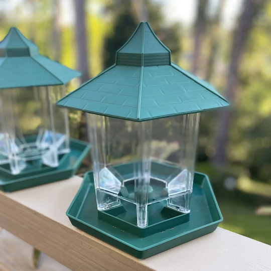 Fegan Hopper Bird Feeder