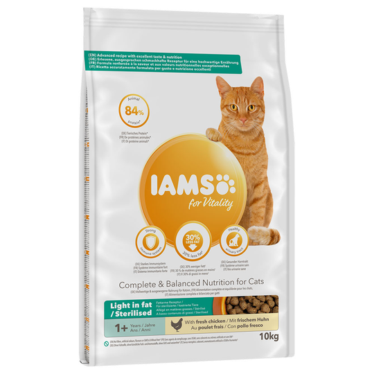 IAMS for Vitality Light in Fat Adult Fresh Chicken Dry Cat Food - 10kg
