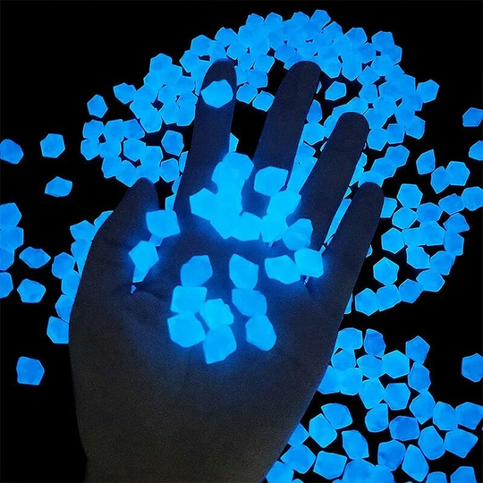 Monly - 300 Pieces Glow in the Dark Rocks, Luminous Pebbles Outdoor Garden Bulk Fish Tank Base for Decoration Outdoor Pond Landscaping Walkways