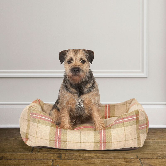 Newton Snuggle Bed - 23' (58 Cm) Moss - Danish Design