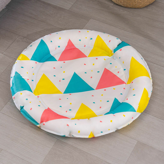 21 inch Cooling Gel Pet Pad Mat, Cool Bed for Dog Cat to Sleep in Summer, Keep Your pet Cool, and Reduce Joint Pain (Pennant)1pc