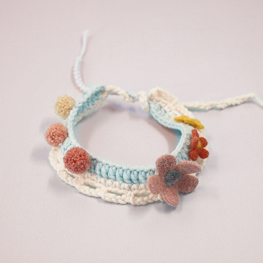 Cat Knitted Cllar, Knitted Scarf, Wool Knitted Cat Collar, Cat Collar, Flower, Lace Up - Muff