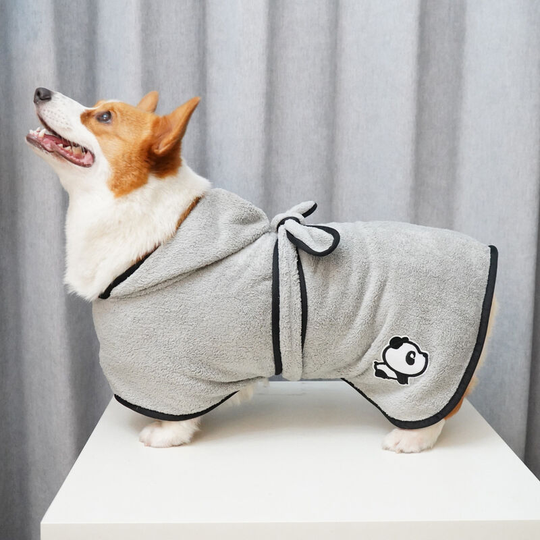 Quick drying pet bathrobe coral velvet bibulous dog clothes Teddy Koji large dog nightgown 40 * 45 * 50cm in winter