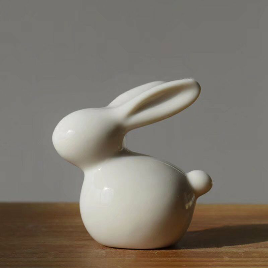 Mini cute simple white ceramic living room bedroom office animal ceramic rabbit