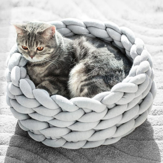 Livingandhome - Woven Pet Sleeping Basket Bed, 30CM
