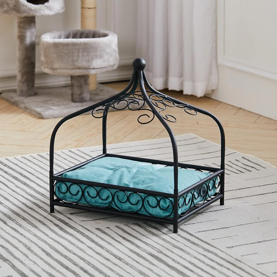 Tenbury Dog Sofa in Black
