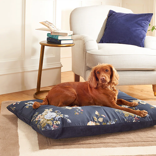 Deep Duvet Pillow in Navy