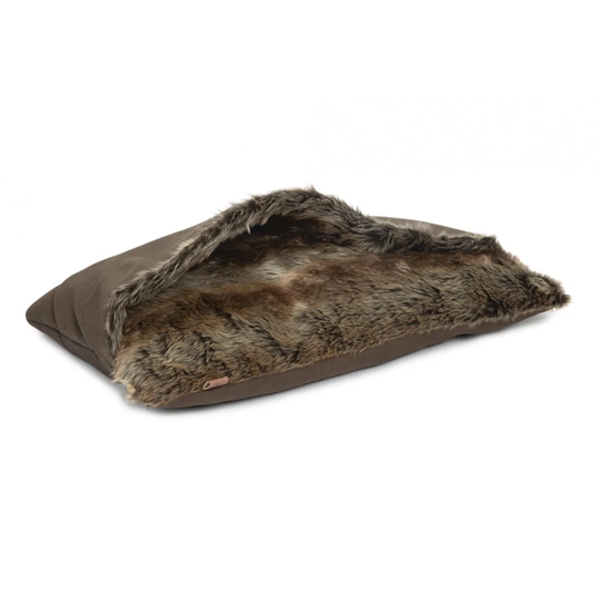 Clitheroe Pillow in Brown