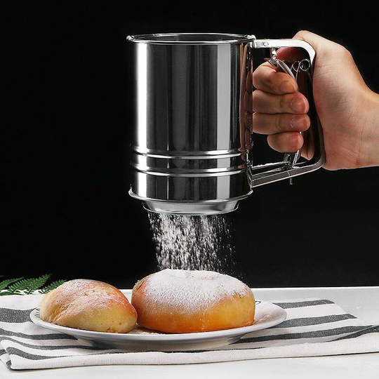 Perle Rare - Flour Sifter - Powdered Sugar Cocoa Sifter - 13cm High Flour Shaker Handheld Cup Shaped Powder Filter - Baking Stainless Steel Stirrer