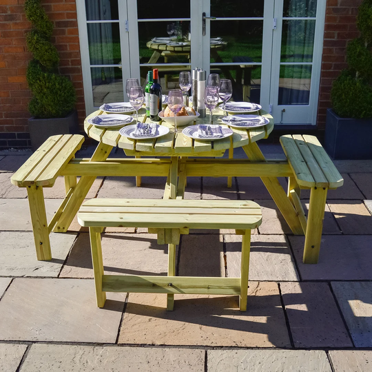 Whitwell Wooden Picnic Bench
