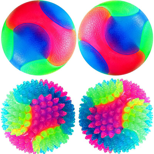 Briday - 4 Pieces Light Up Dog Balls Glowing Elastic Balls led Flashing Spike Pet Balls Molar Ball Pet Light Color Balls Interactive Pet Toys for
