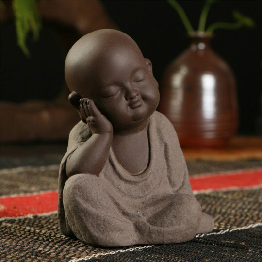 Fuhuidatrading - Buddha Statues Small Monk Color Sand Ceramic Home Club Geomantic Decoration Purple Sand Figurines Tea Pet grey