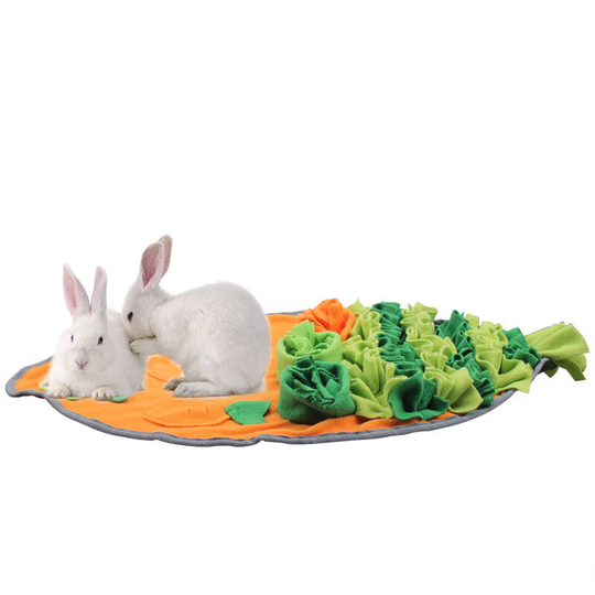 Radish shape small pet sniffing mat size: 75 * 40 pet sniffing mat slow food training smell blanket puzzle toys foraging skills hamster feeding mat