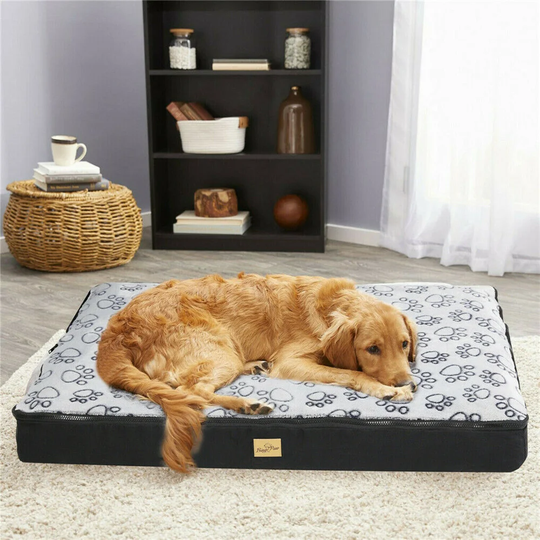 Dog Pillow Mat in Black/White