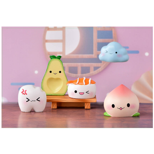 Ilovemilan - 10 Pieces Mini Resin Slime Tiny Animal Figurine Miniature Figurine Tiny Animal Figurine Micro Landscape Aquarium Dollhouse Ornament for