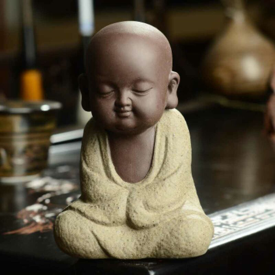 Fuhuidatrading - Buddha Statues Small Monk Color Sand Ceramic Home Club Geomantic Decoration Purple Sand Figurines Tea Pet yellow