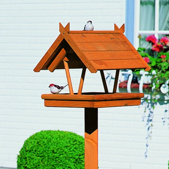 Free Standing Birdhouse