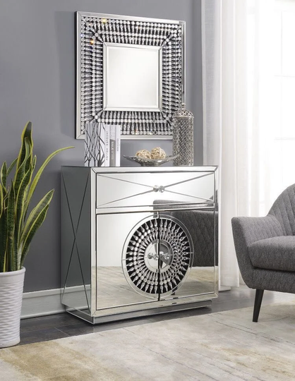 Alexa Accent Mirror