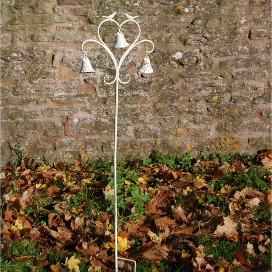 Arnolde Decroative Bird Feeder