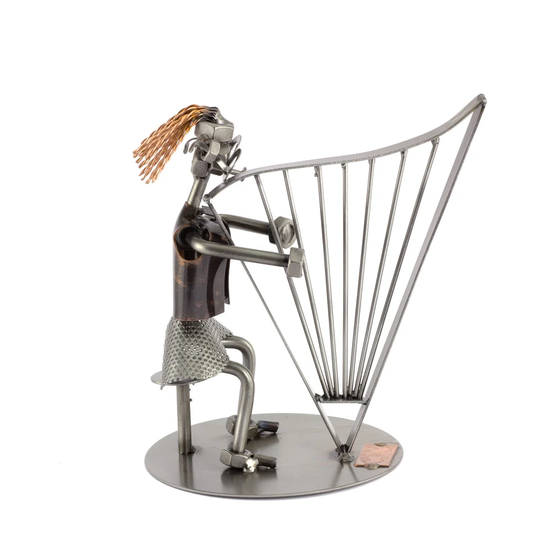Harp Screw Man Roesler