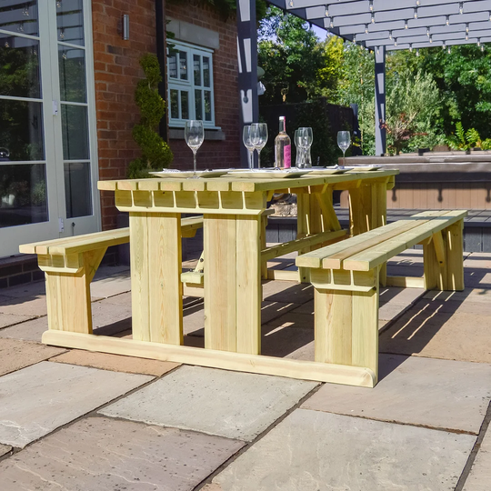 Tinwell Wooden Picnic Bench