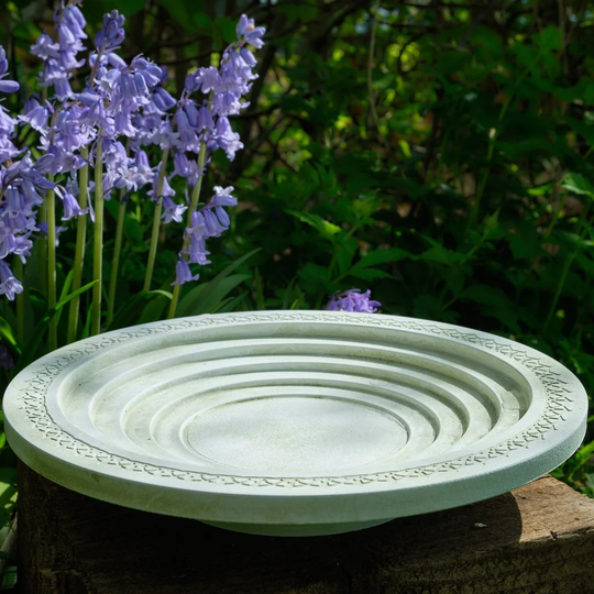 Gunwald Bird Bath