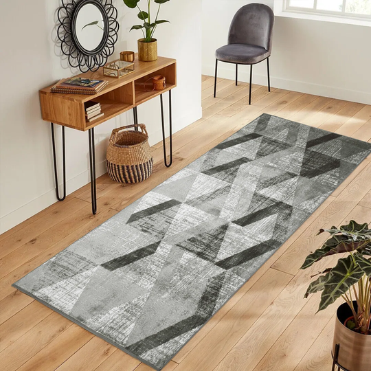 Mutluyaka Grey/Black Indoor/Outdoor Rug