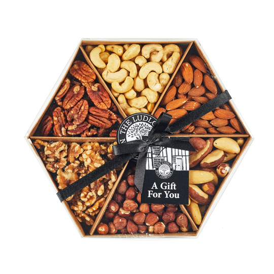 Luxury Whole Nut Selection Gift Tray (520g)