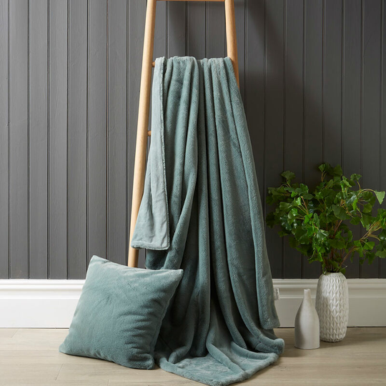 Bellissimo - Chinchilla Faux Fur Fleece Throw, Teal, 130 x 180 Cm