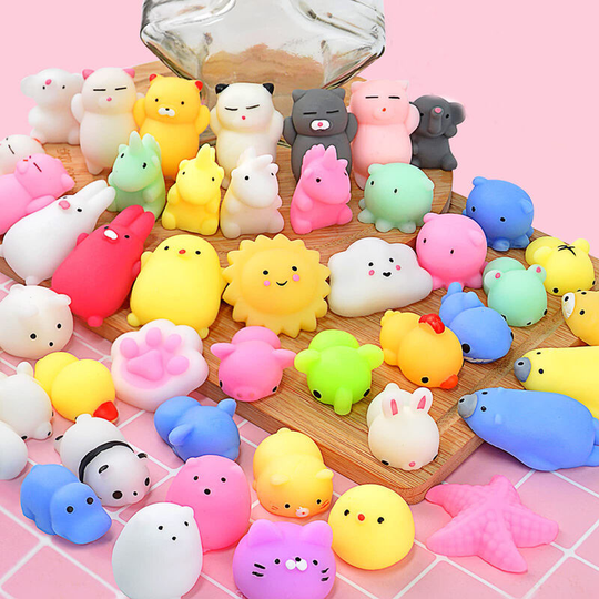 50 Pcs Kids Party Favors Mini Animal Unicorn Mini Stress Relief Toys Random