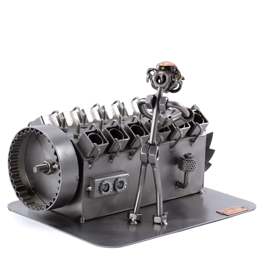 Mechanical Engineer Primeaux Screw Man