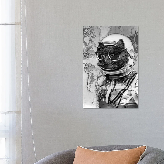 Eugenia Loli - Space Kitten by Eugenia Loli - Graphic Art Print on Canvas
