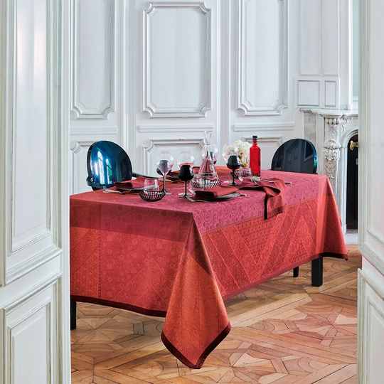 Siu Cassidy Berry Stain Repellent Tablecloth