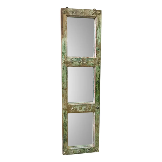 Kaia Fog Free Accent Mirror