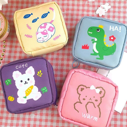 4pcs Menstrual Towel Bag, Zipper Sanitary Napkin Bag, Menstrual Cup Pouch, Women's Cotton Sanitary Napkin Bag (Random Color) Kitten, Bear, Dinosaur,