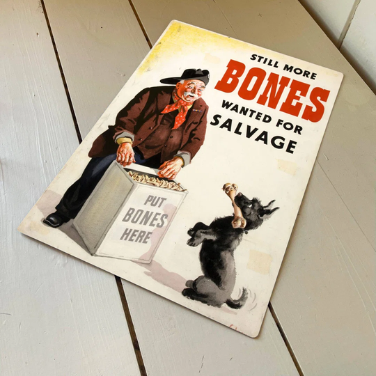 Dog Still More Bones Wanted Wall Décor