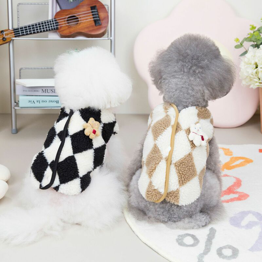 2 pieces of pet clothing New dog clothing autumn and winter clothing cat clothing two-legged sweater 22 diamond check sweater 20*32*23cm