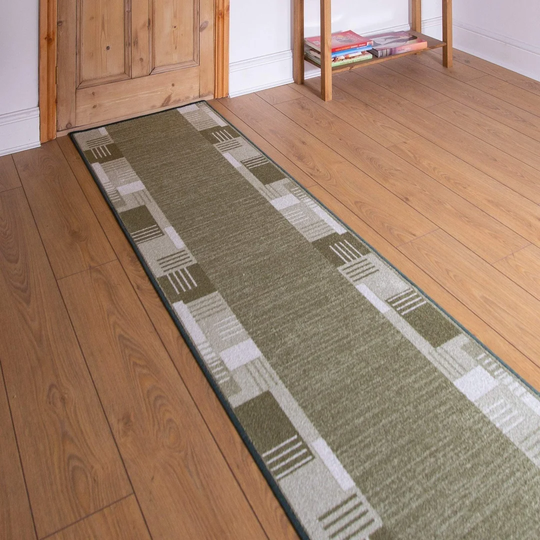 Bale Looped/Hooked Dark Green Hallway Runner Rug